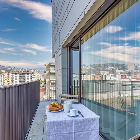 Icon H - Luxury & Lugano